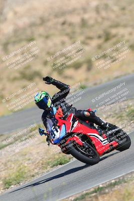 media/Oct-14-2023-TrackXperience (Sat) [[0517685739]]/Level 3/session 2 turn 4 RED FLAG/